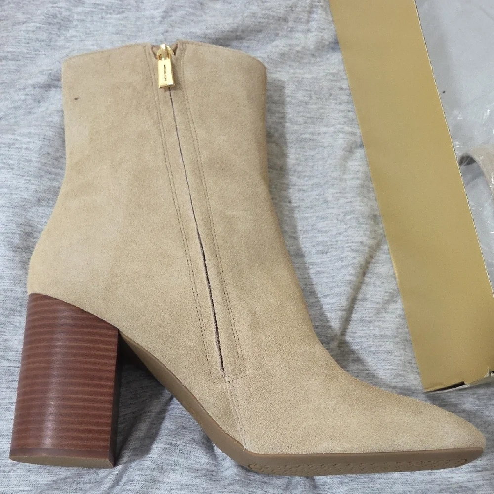 Michael Kors Camel Hazel Flex Ankle Booties - Picture 4 of 6